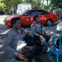 TPS-TPS di Wiyung Dijaga 100 Polisi