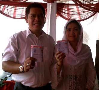 Adies Kadir Mencoblos