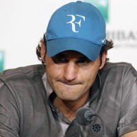 Federer Hanya Bisa Tersenyum Kecut