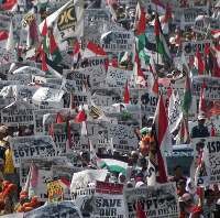 Mengarah ke HI Macet, Jalur TransJ Diserobot Kendaraan Umum