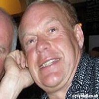 Sopir Taksi Mengamuk, 12 Orang Tewas Ditembak