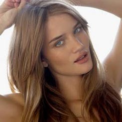 Model Lingerie Resmi Gantikan Megan Fox di Transformers 3