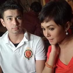 Ultah, Yuni Shara Traktir Nonton Sex and The City 2