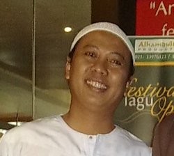 Opick Biasa Gotong Teman Mabuk