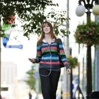 MP3 dan Ponsel Tingkatkan Risiko Kematian Pejalan Kaki