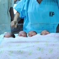 Umi Lahirkan Bayi Pertamanya di WC Rumah Sakit