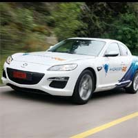 Mazda Pamerkan RX8 Berbahan Bakar Hidrogen di Le Mans