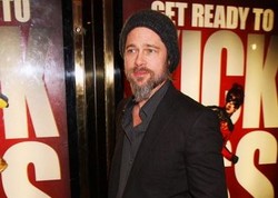 Brad Pitt Tandingan Beckham untuk PD 2018-2022