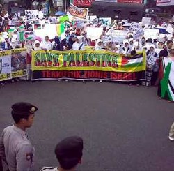 Ribuan Kader PKS Demo, Jalan Protokol di Semarang Ditutup 