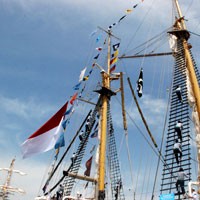 Taklukkan 2 Lautan, KRI Dewaruci Tiba di Lavrion