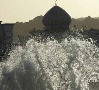 Topan Phet Terjang Oman