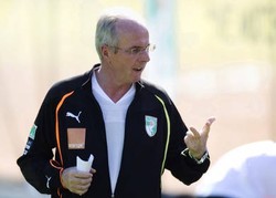 Eriksson Favoritkan Inggris 