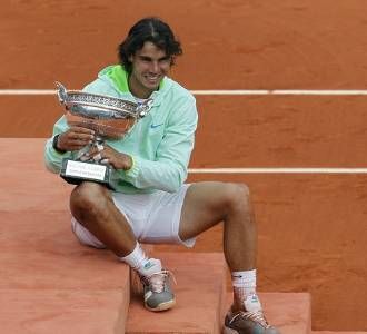 Nadal Penguasa Roland Garros