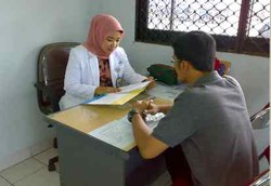 Satpam Pun Ikut Pelototi Pasien Narkoba 