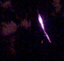 Asyik Mengambil Video, Warga Lihat Penampakan 