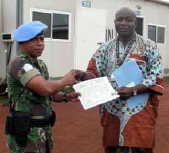 Konga XX-G Dapat Penghargaan MONUC