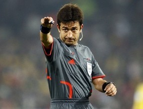 Wasit pun Tak Luput dari Cedera