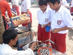 Halal Goes To School Sambangi Desa Terpencil