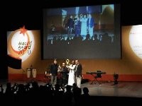 Dua Tokoh Kemanusiaan Raih Maarif Award 2010