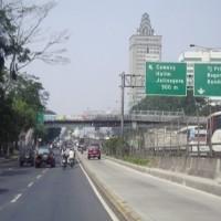Pejabat Negara Lewat Beberapa Hari Terakhir Tol Cawang Macet