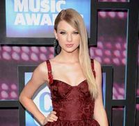 Taylor Swift Yang Mempesona