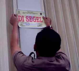 Alfamart dan Indomart di Dago Disegel