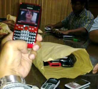 Razia Video Mirip Ariel-Luna di Sekolah