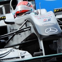 Mercedes Berencana Batasi Pasokan Mesin