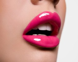 Cara Mudah Dapatkan Bibir Lembut & Kenyal