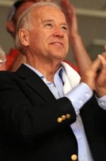 Biden Senang Bisa Kabur ke Afsel