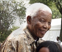 Mandela Batal Hadiri Pembukaan
