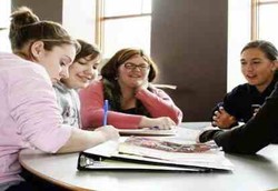 Punya Banyak Teman di Sekolah Bikin Lebih Pintar