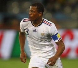 Prancis Imbang, Evra Bingung