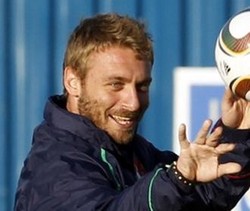 De Rossi Bikin Italia Was-was