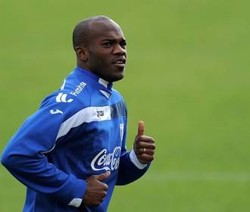 Suazo Berharap Tampil Lawan Chile