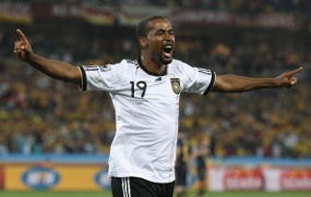 Cacau Masuk, Cetak Gol & Bikin Rekor
