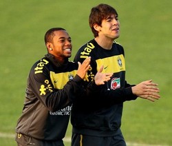 Menanti Pemain Brasil Goyang Bareng