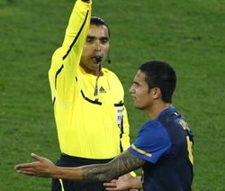 Tim Cahill Celaka
