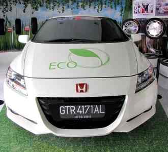 Melihat dari Dekat Honda CR-Z