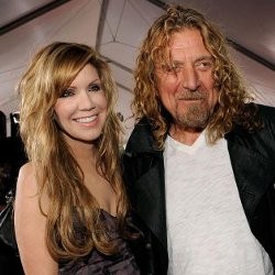 Robert Plant Siap Eksis Bareng Band Baru