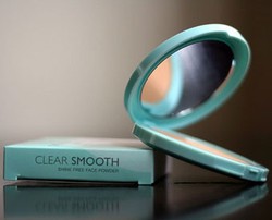  Perlindungan Ganda Untuk Kulit Dari Maybelline