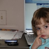  Psikolog: Terlalu Dini, Komputer Bisa Rusak Otak Anak