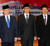 Menristek Lantik Kepala Bakosurtanal