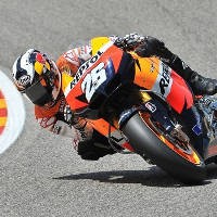 Tempat Ganti, Optimisme Dovi Tak Berkurang