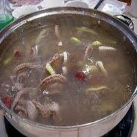 Korsel Gelar Operasi Sup Ular!