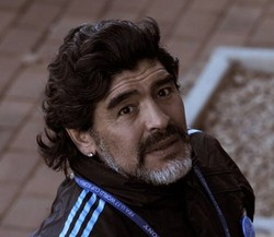 Kala Maradona Bertemu Musuh Lama