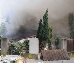 Ortu Nonton Bola, Anak Tewas Terbakar