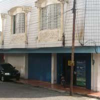 Kantor Biro Perjalanan Dirampok, US $ 1.200 Melayang 