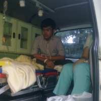 Ryan Terpaksa Ujian Dalam Ambulans