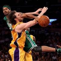 Mengamuk, Lakers Paksakan Game Ketujuh